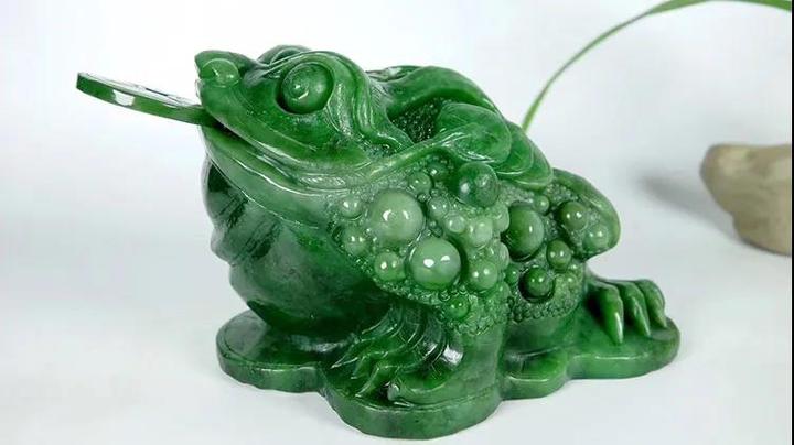 御玺家和田玉蟾蜍摆放有何讲究