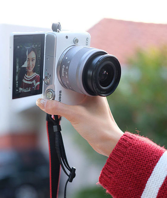 女生用的.如何选择一部性价比高的相机?