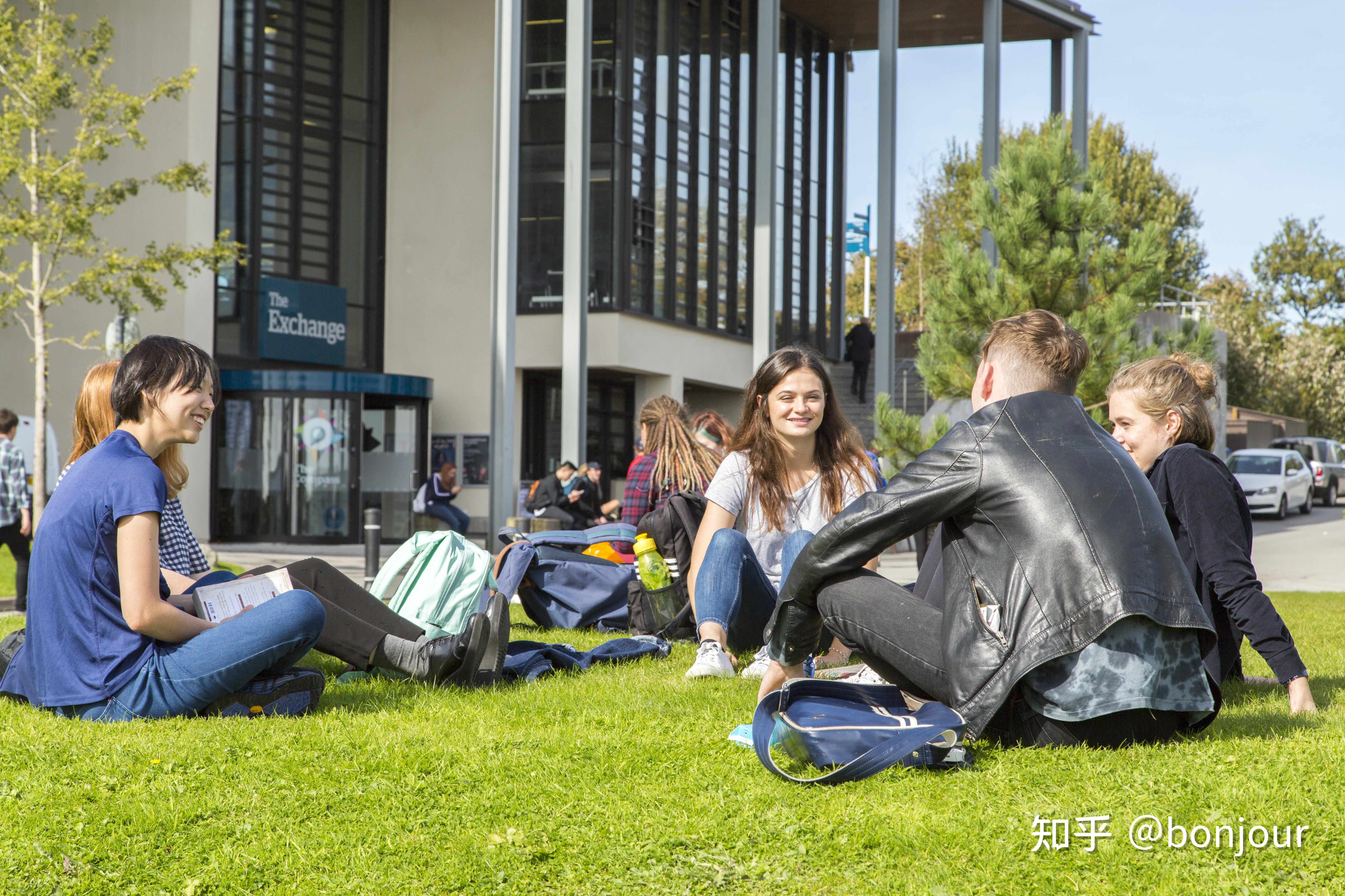 英国法尔茅斯大学线上开放日
