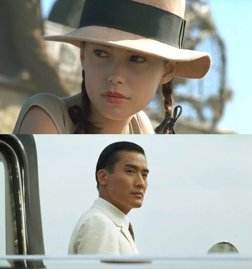 一天,简乘上渡船回学校,在船上遇到了华侨东尼(梁家辉 饰).