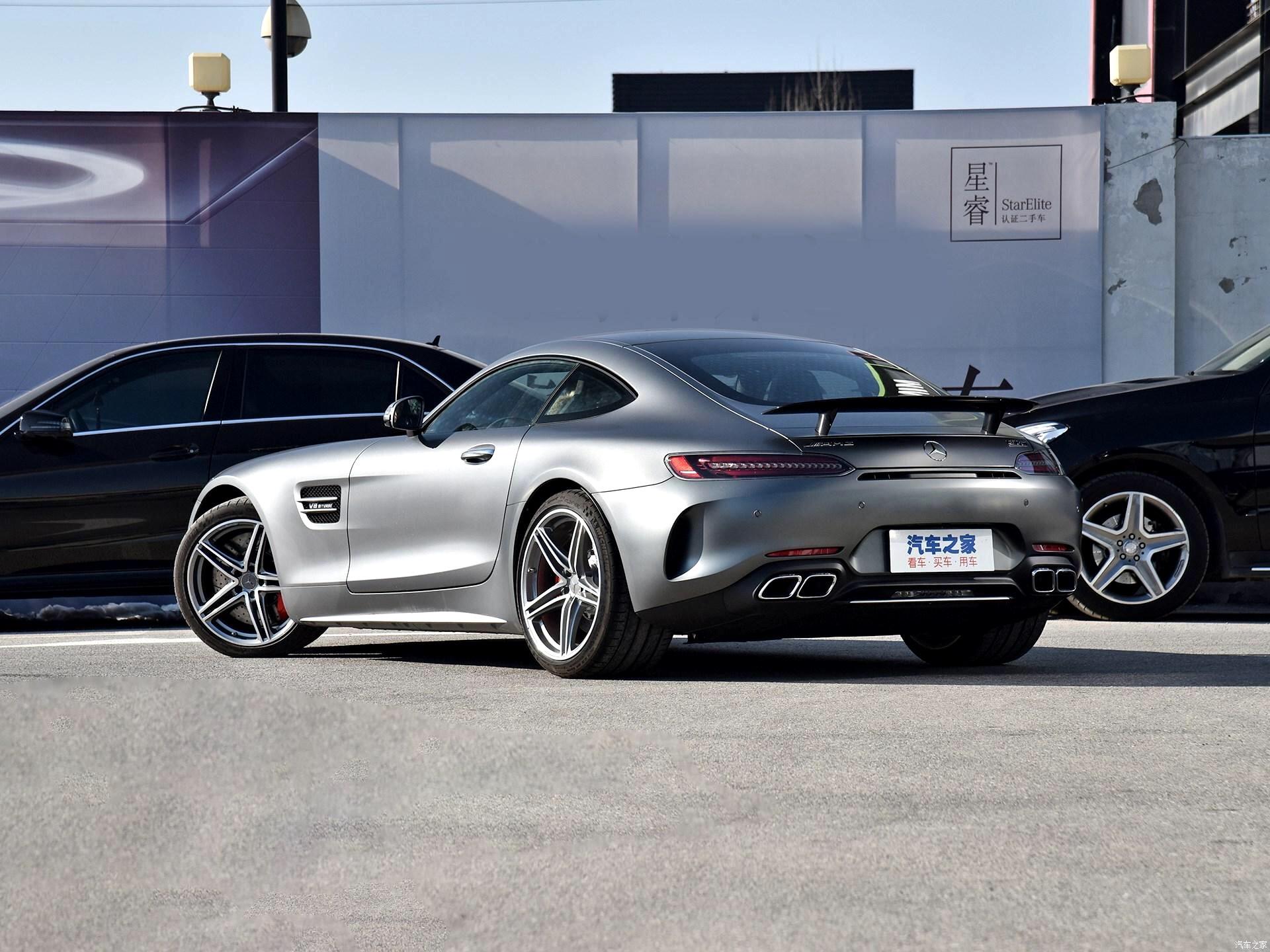 古典轿车轮宽明显宽于车身的设计为什么在当代车上看不见了呢