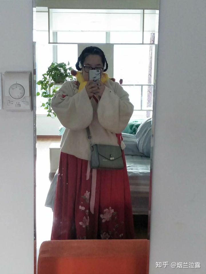 那个胖女孩可以穿汉服吗? - 知乎