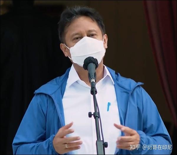 印尼总统佐科会不会再次当选(印尼内阁改组，六位新任部长盘点；佐科为何组建“下任总统内阁”？​31年前三部长合照上热门)