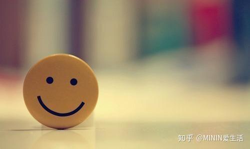如果你在生活上遇到不愉快,愿你可以微笑自信的越过障碍 