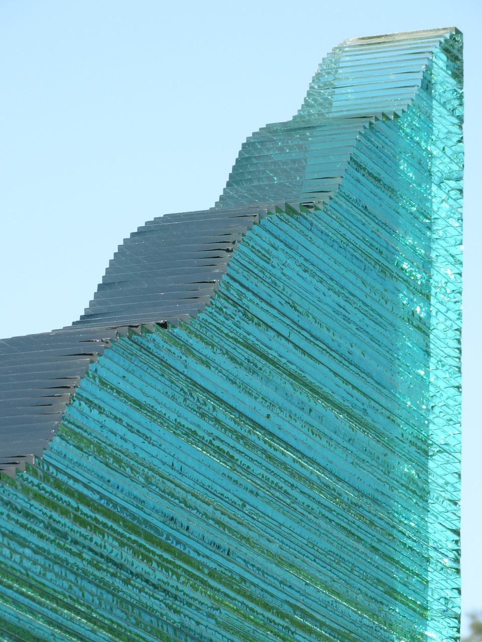 3. 避免使用强酸碱