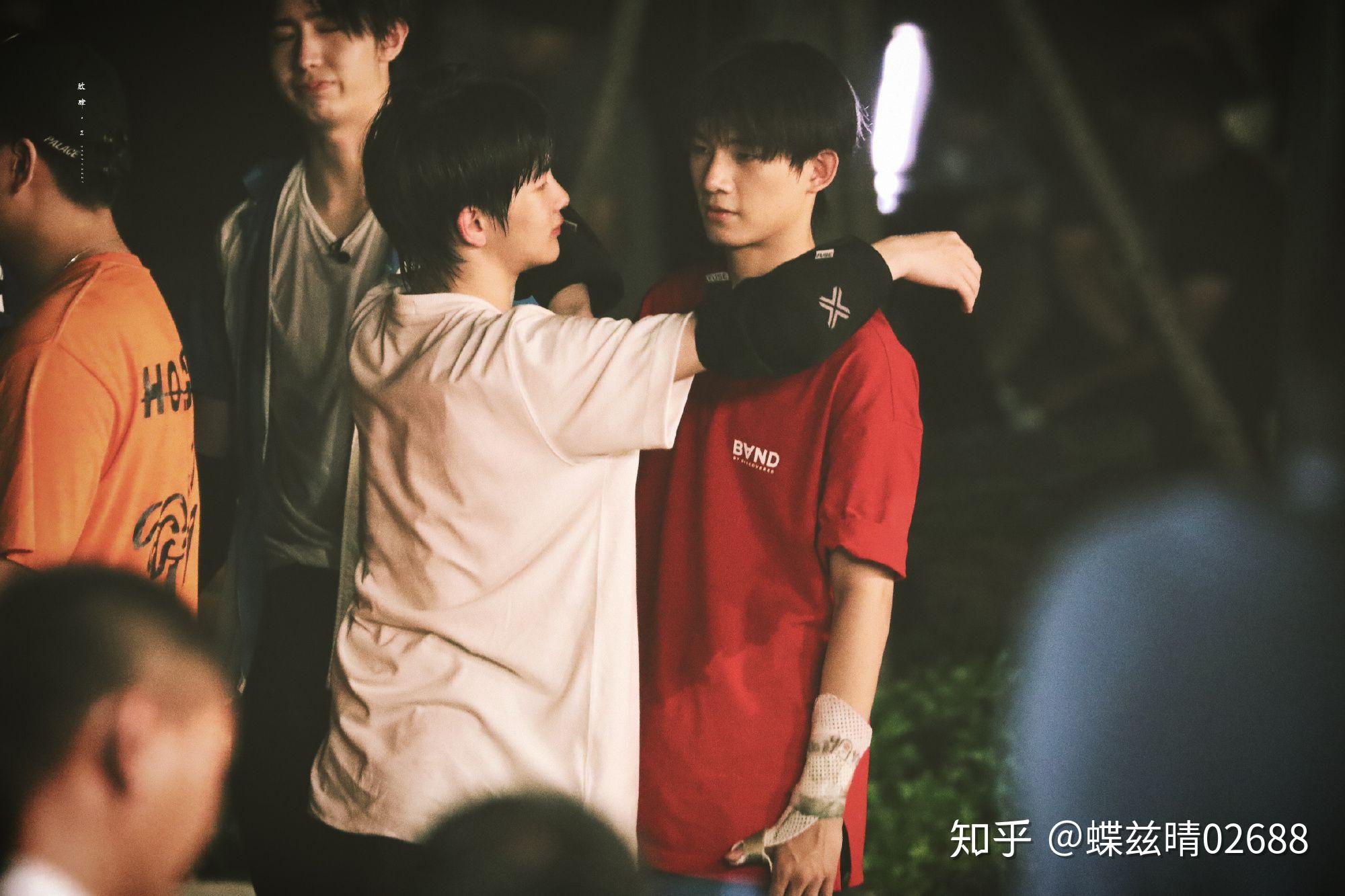 怎么看周震南姚琛的cp