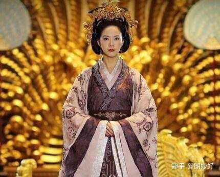 除了程姬以外,汉景帝宠爱的妃子还有贾姬,在历史上留下的记载,除了生