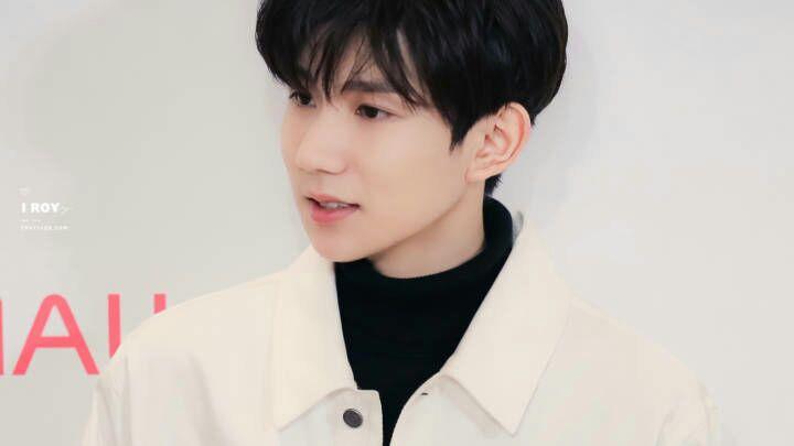 如何看待王源粉丝大规模爬墙史强?(手动狗头)