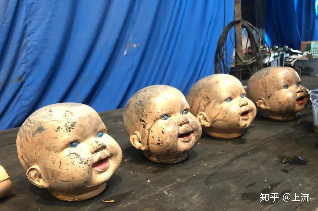 为什么恐怖电影常使用布娃娃(尤其眼睛较大的),并能产生恐怖气氛? - 