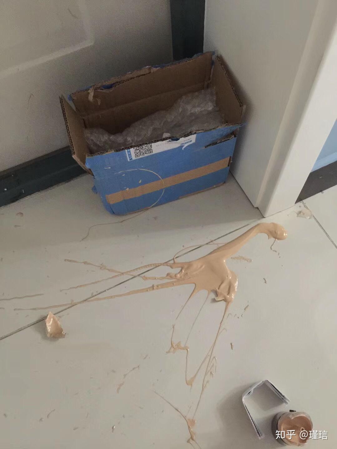 把新买的粉底液摔烂了是什么体验?