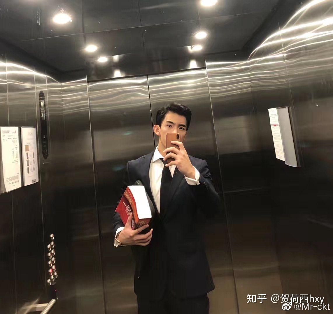 如何评价实习生蔡昆廷在令人心动的offer中的表现