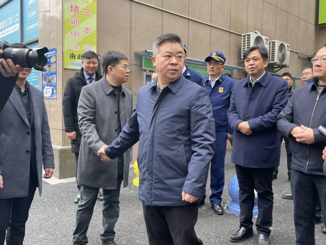 望城区委领导带队开展安全巡查工作