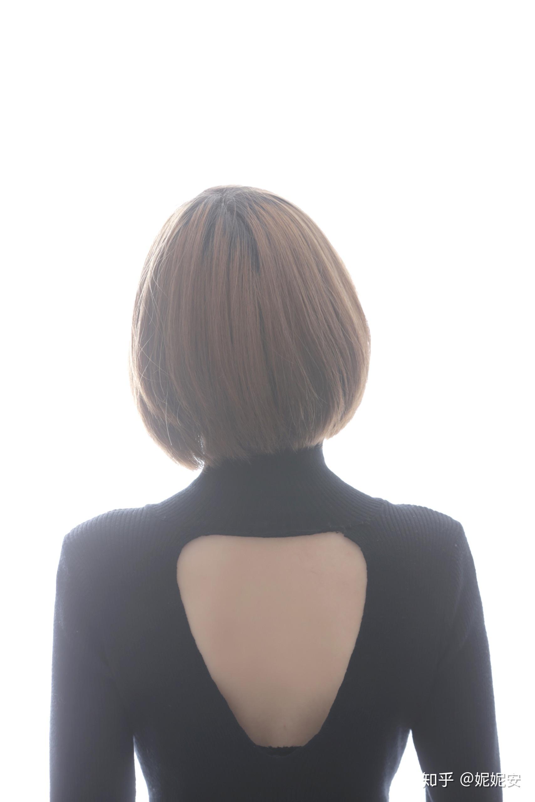 有没有短发的姐妹可以发一张自己的背影啊? - 知乎