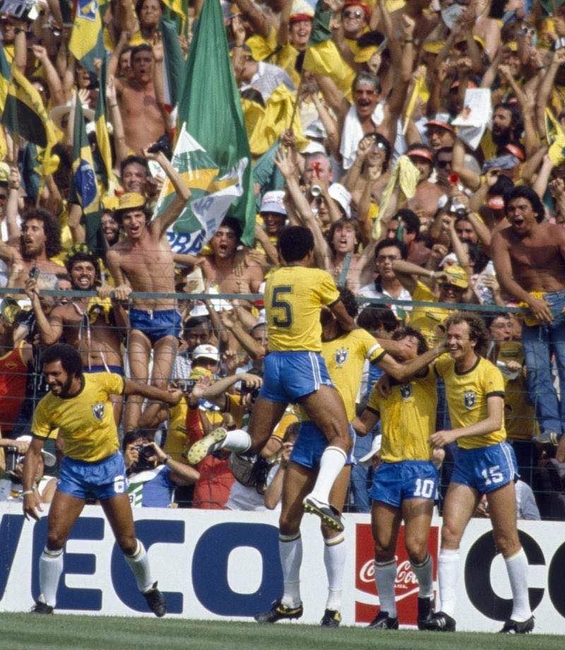 苏格拉底医学博士文武全才巴西足球传奇球员