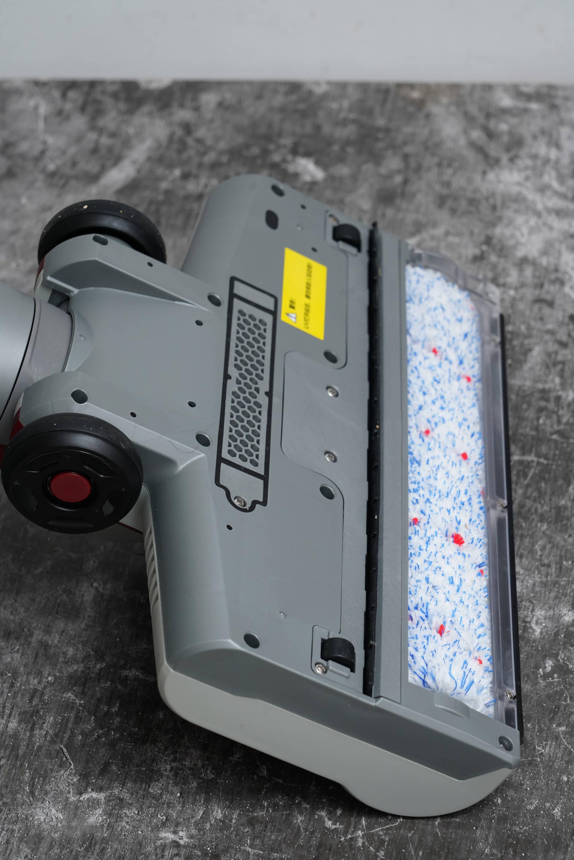 新春给妈妈的地板清洁好帮手蓝宝洗地机