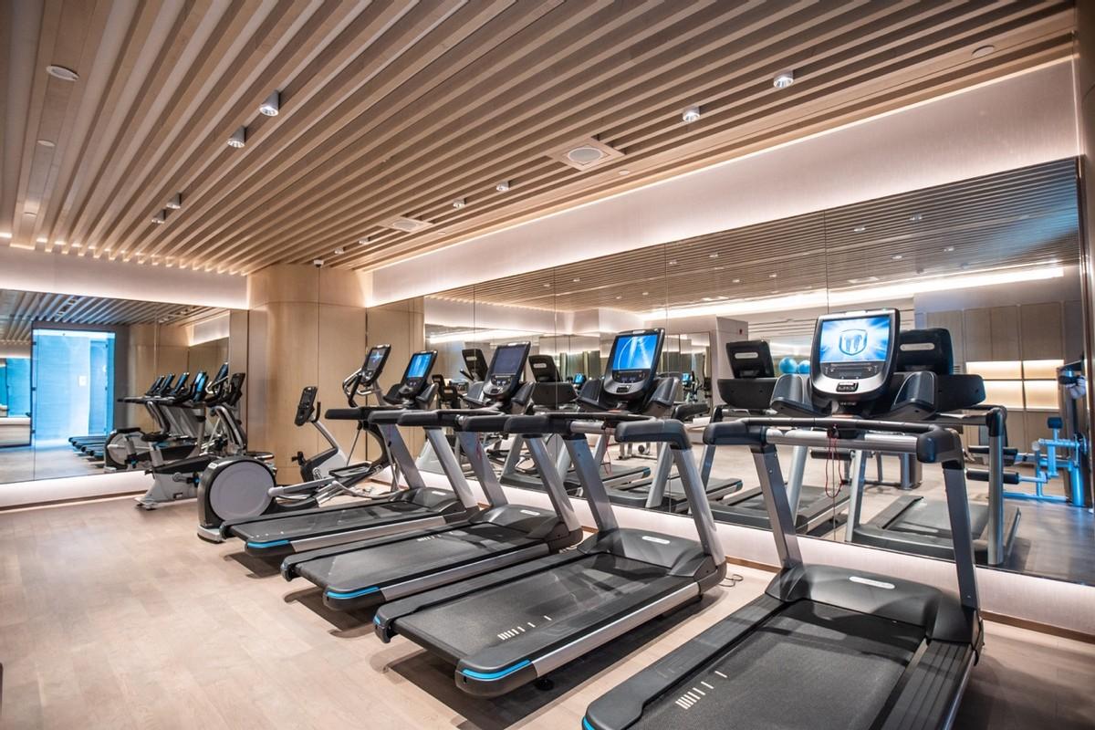 五星级酒店健身游泳:高端住宿和健康生活的完美结合 - 知乎