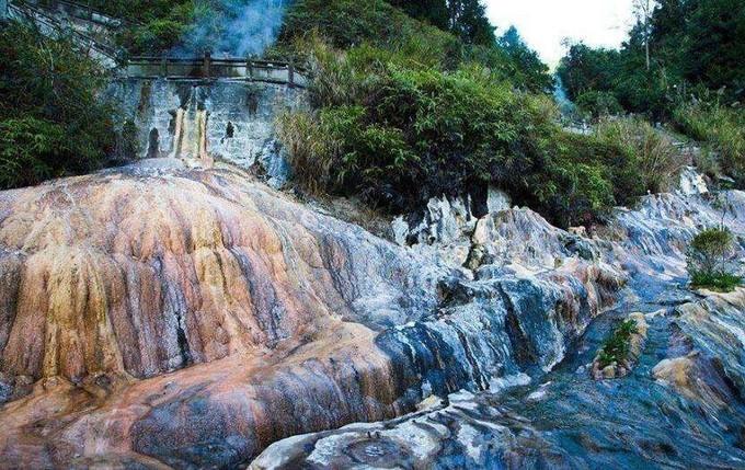 五一去哪里旅游好啊，人少景美的地方？