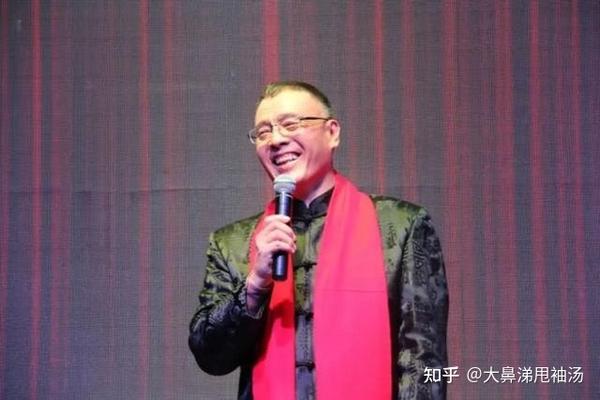 脱口秀演员黄阿丽_80后脱口秀建国离开_脱口秀演员王建国