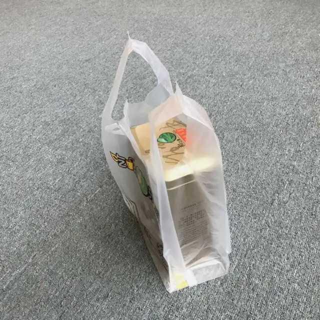 为什么保鲜膜可以保鲜食物，其它塑料袋却会把食物捂变质？