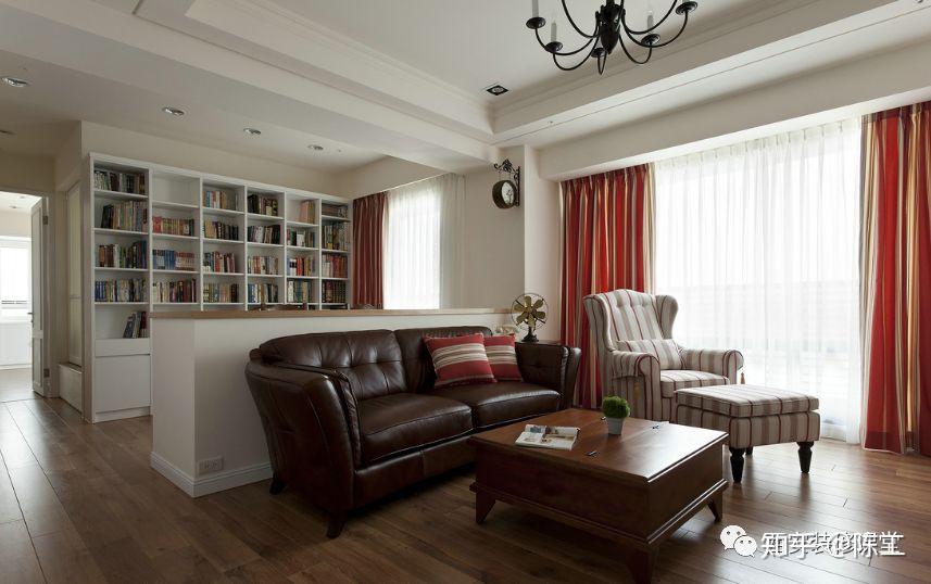 沙发不靠墙,绝不是缺点,与众不同而已10套横厅户型,怎么装修