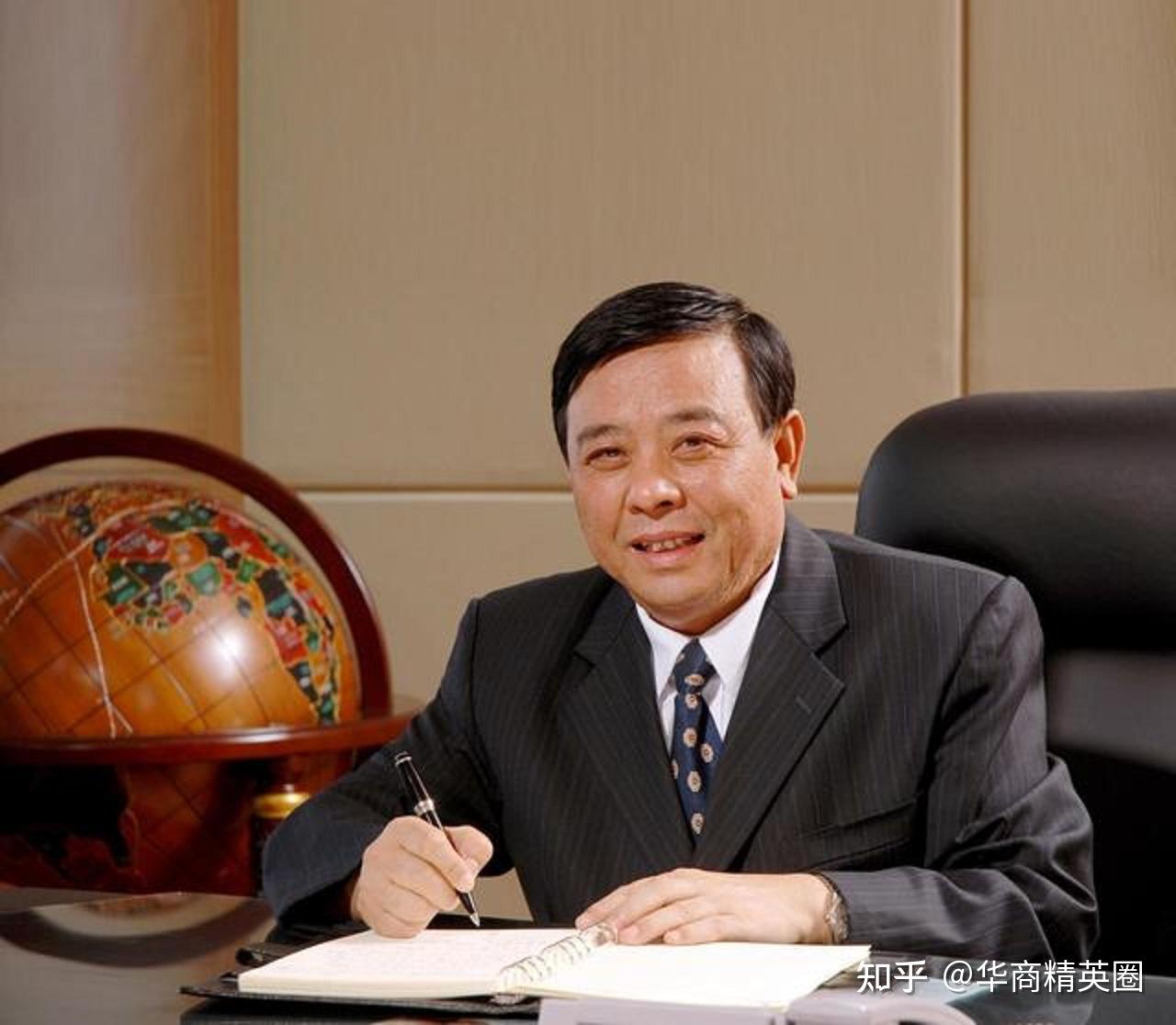 2022年山东新十大富豪财富总额超6200亿榜眼80后抢镜