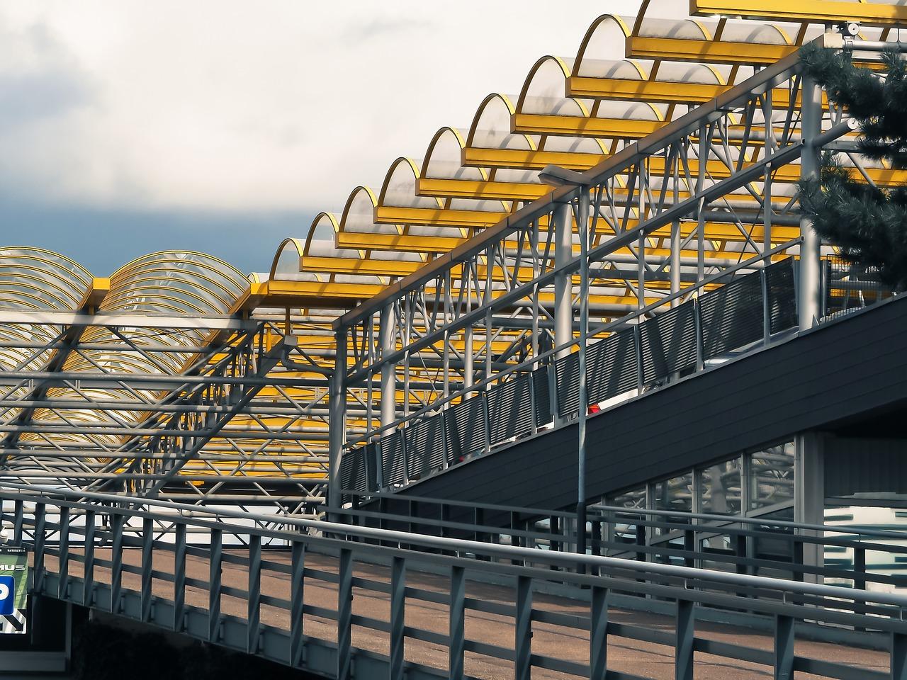 多层电梯房什么意思