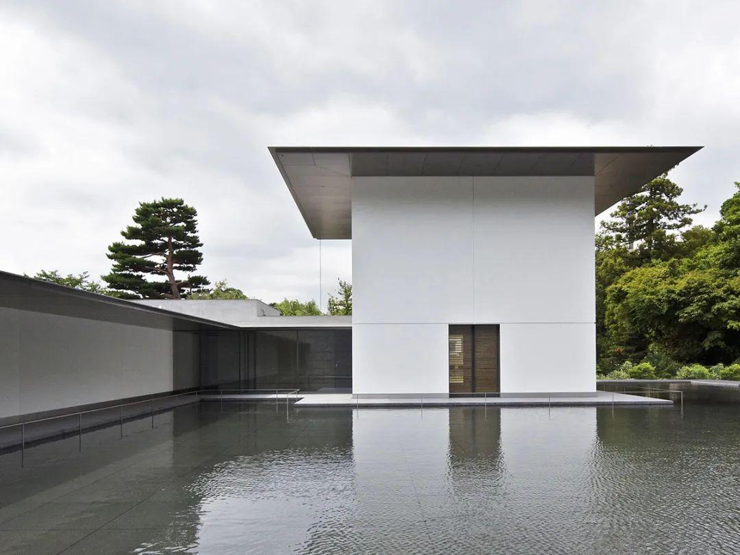 新品！初版】谷口吉生の建築 Yoshio Taniguchi Architect 谷口吉生の建築 Yoshio Taniguchi Architect : 銀座 蔦屋書店