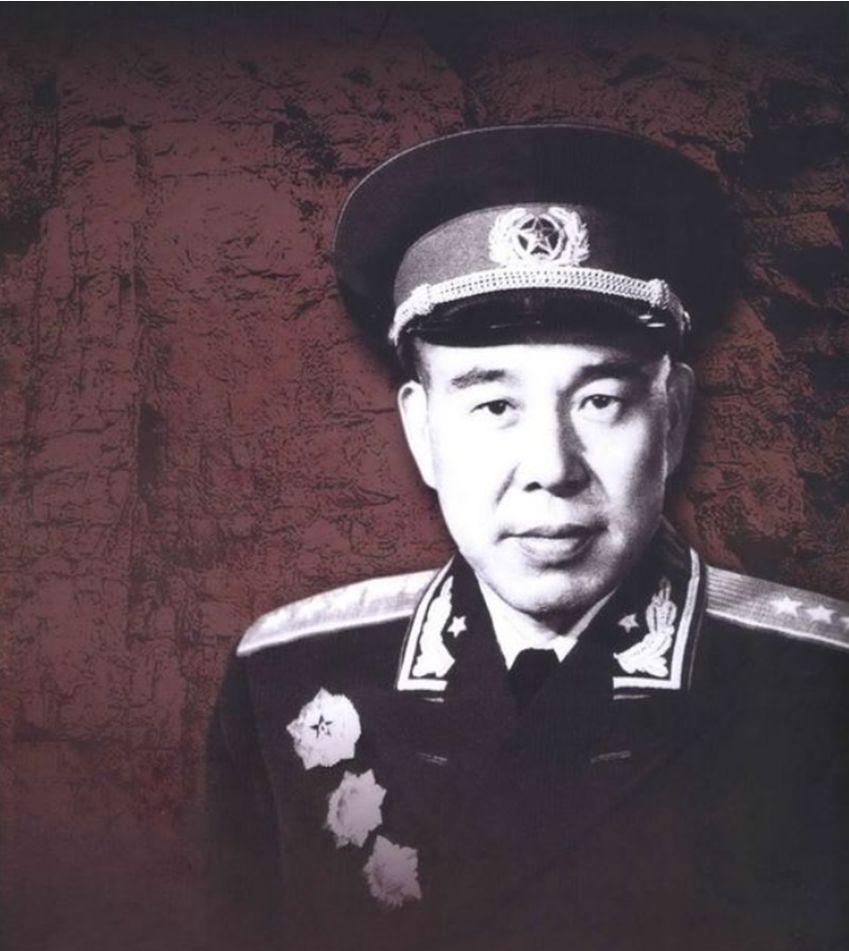 从班长到总长黄永胜一级未落基本是主官一直干军事