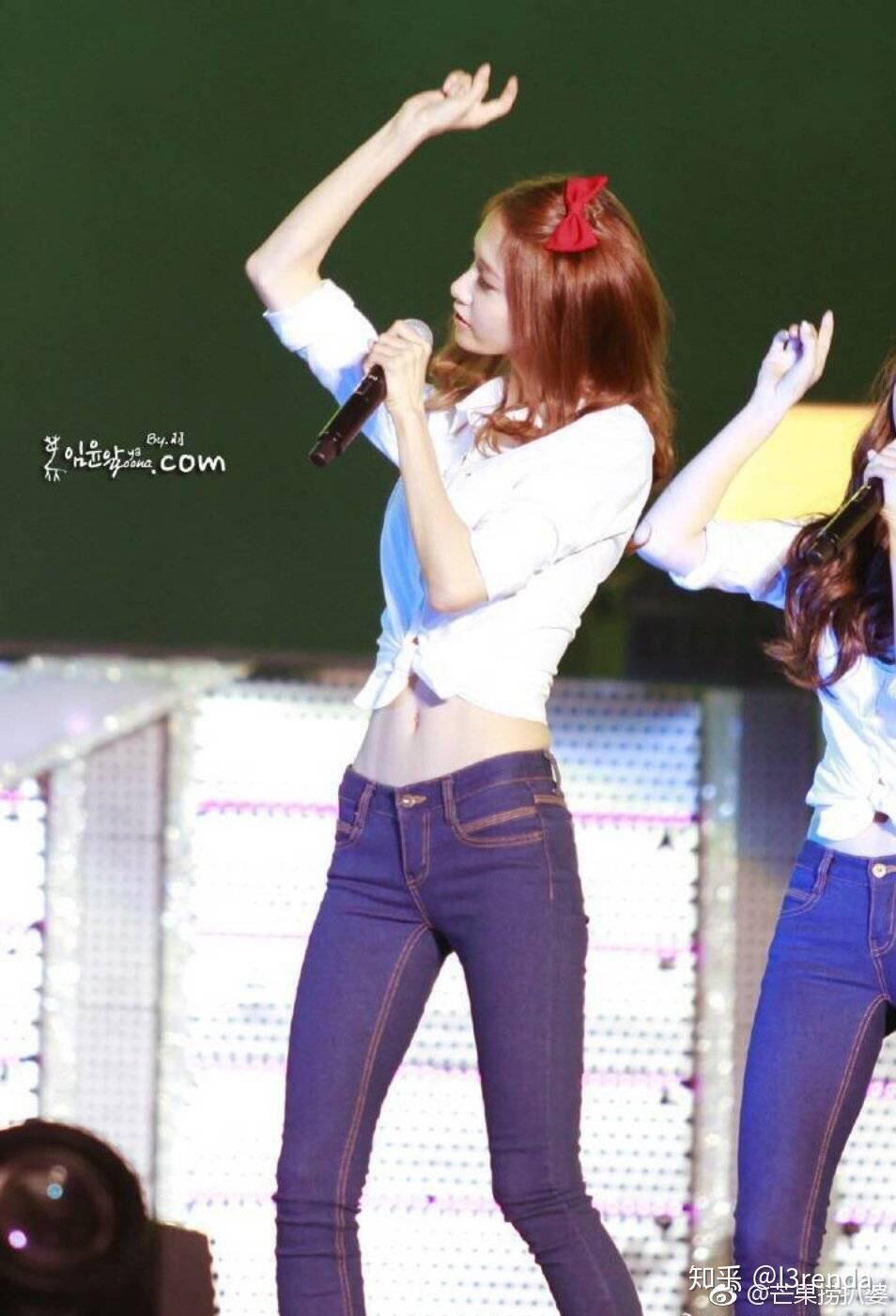 blackpink的lisa的身材在女团中是什么水平