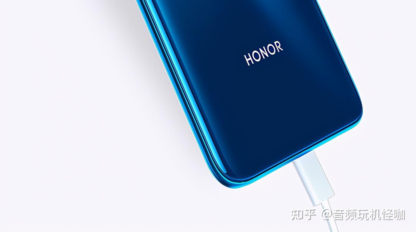 长大了,父母老了,我们则给父母自己用过的"二手机",苹果手机只是幌子