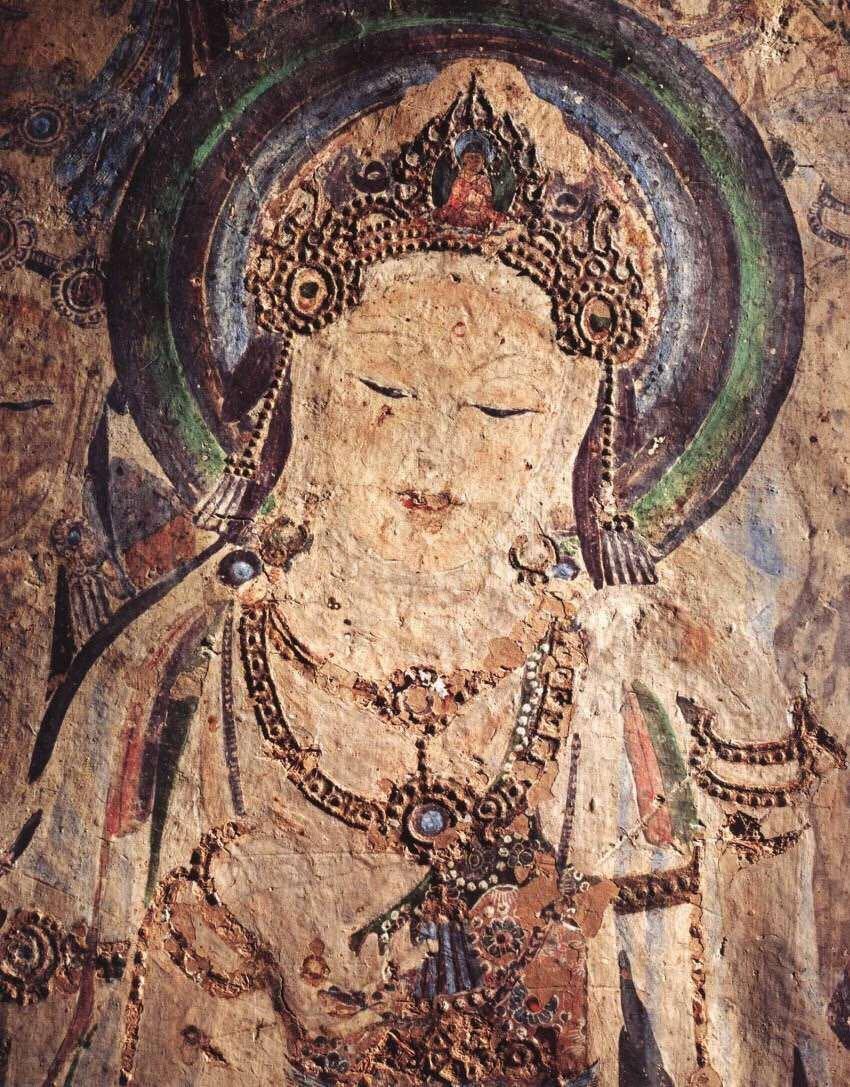 神游千年大美敦煌初唐57窟美人窟南壁说法图最美观音金饰璀璨高清大图