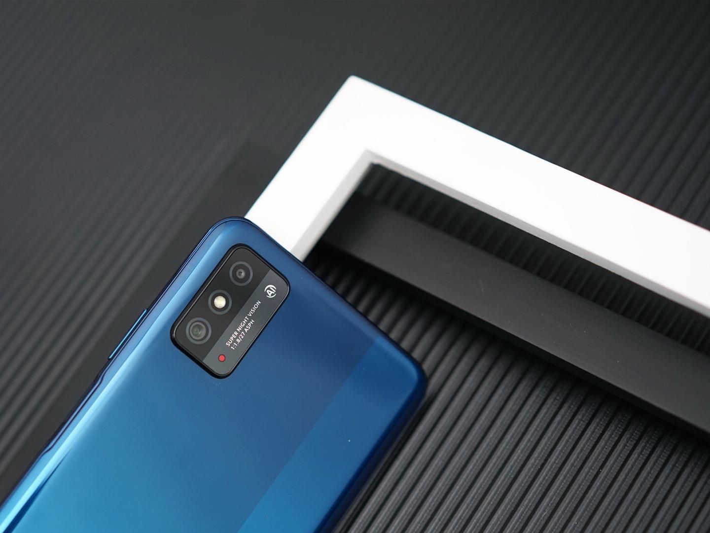 荣耀x10max大屏加5g1899元起