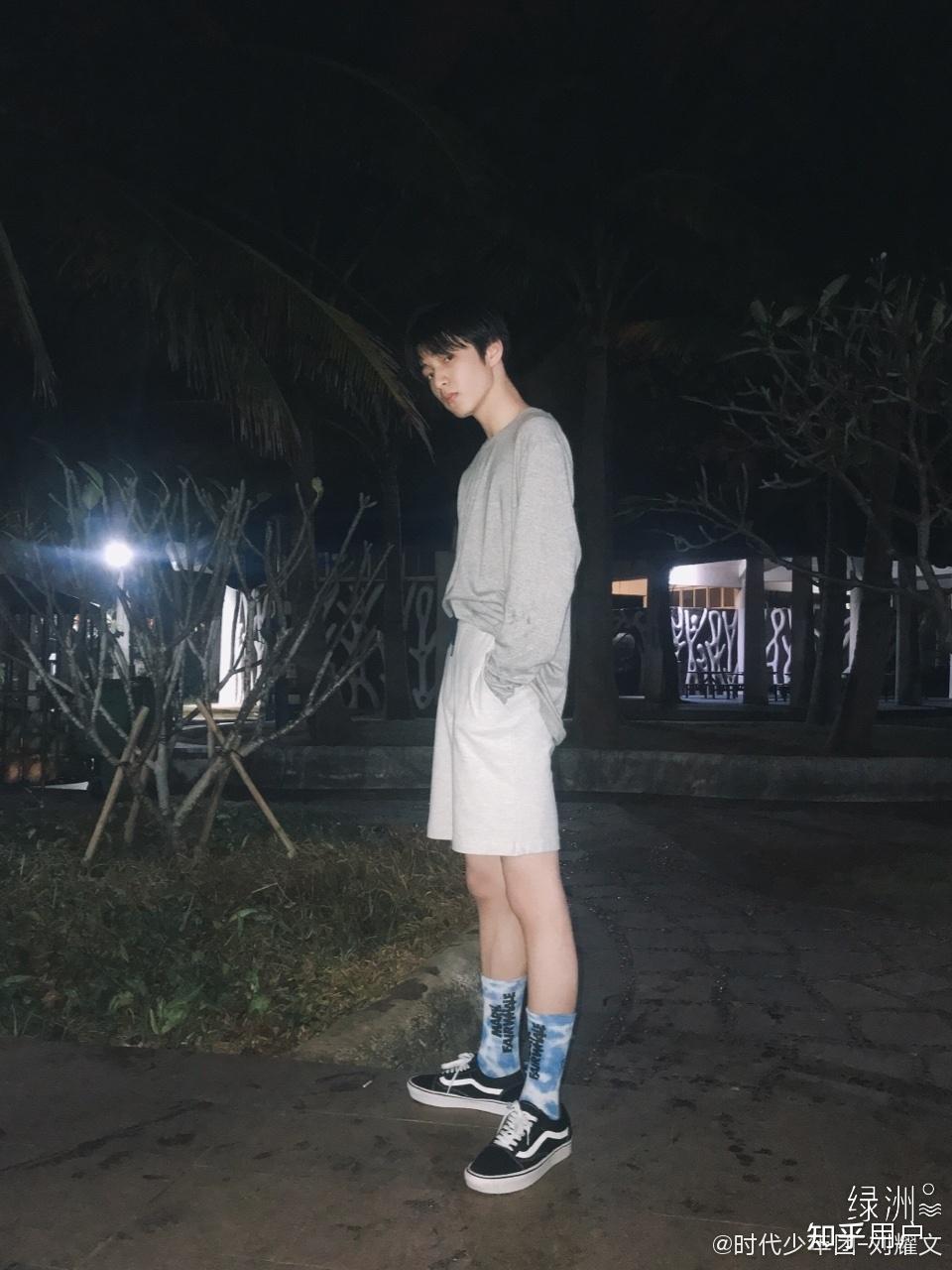 刘耀文的穿搭风格是怎样的呢