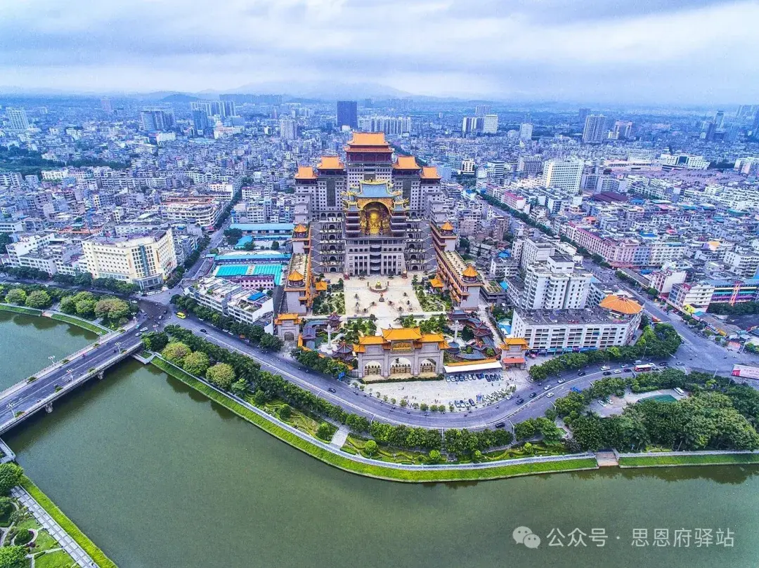玉林云天宫到底是谁出资修建的? - 知乎