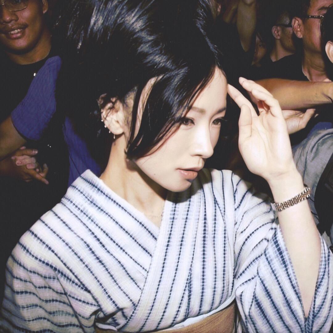 椎名林檎的所有作品中包括在东京事变及为其他人写的哪一首最为悲伤