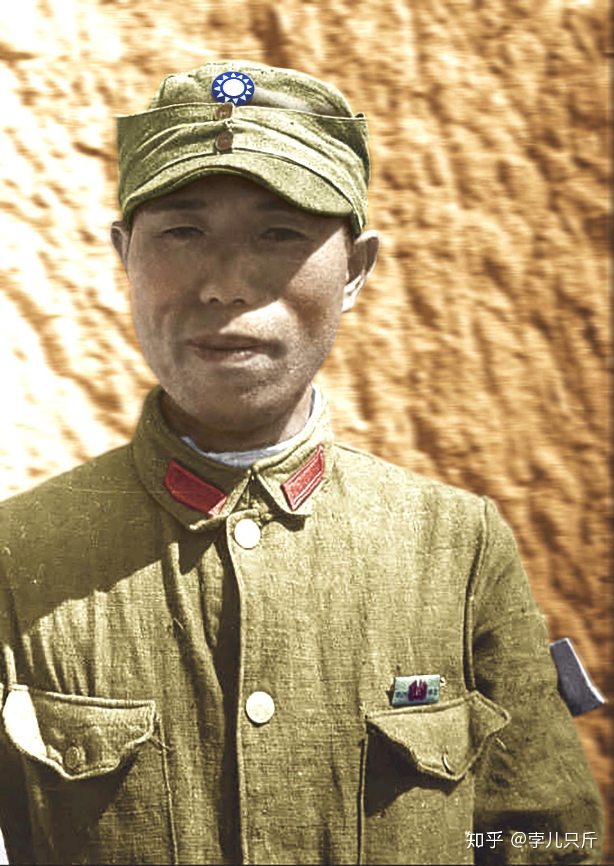 真实的八路军军装到底是灰色还是土黄色? - 知乎