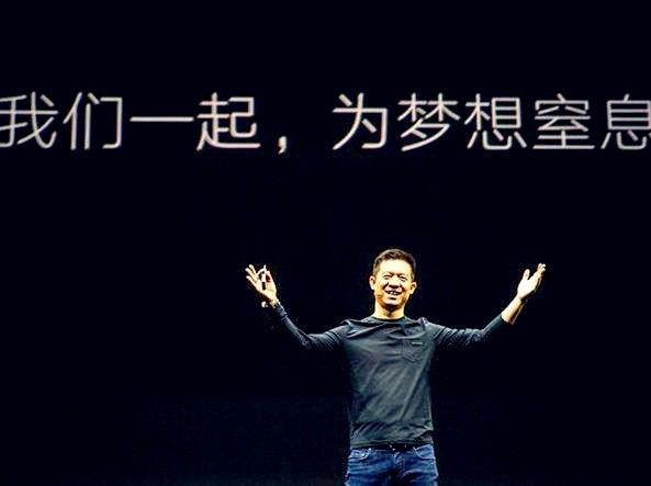 拳心切,操之过急,在运功使拳时岔了气,导致半身不遂,几乎为梦想窒了息