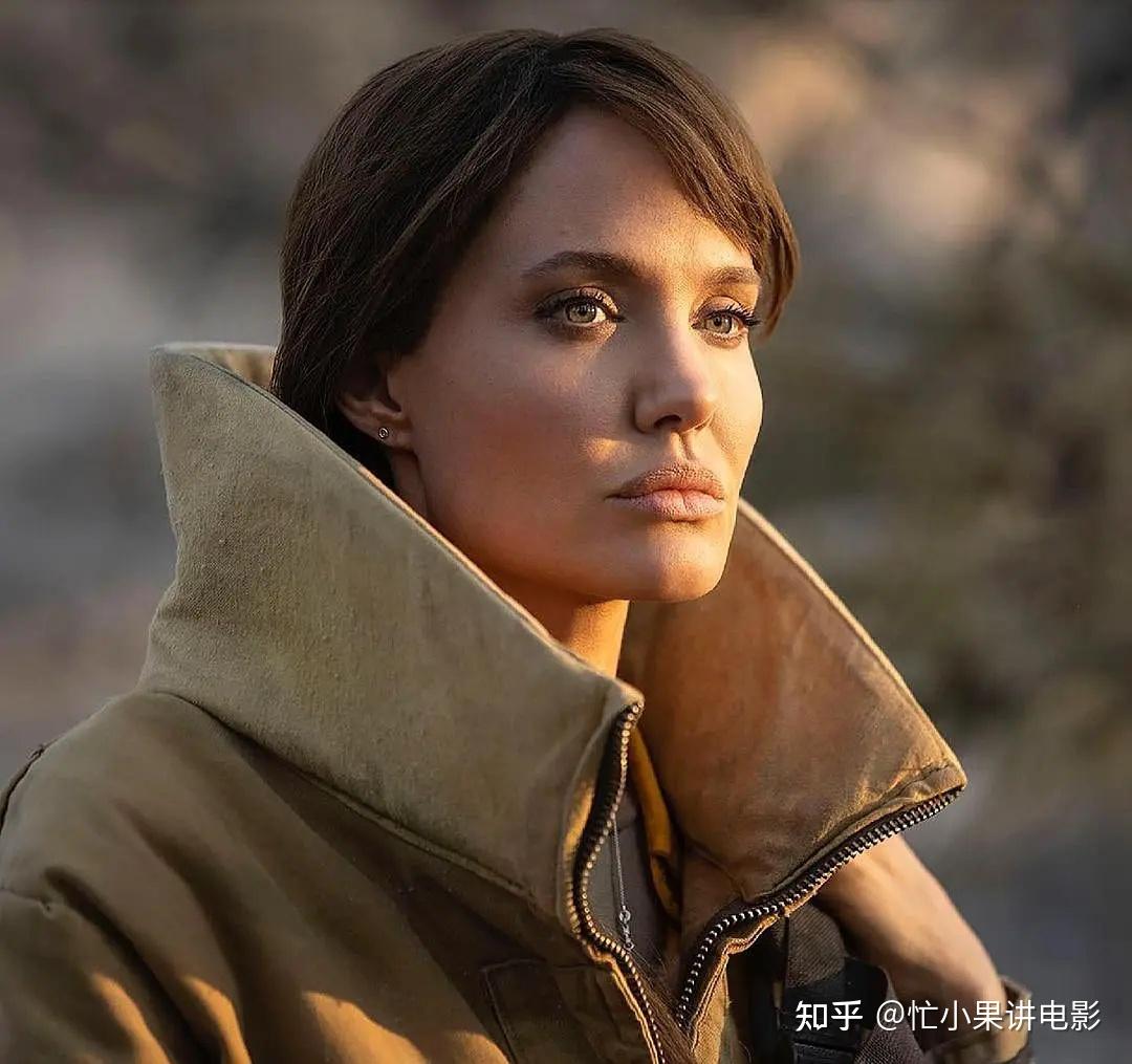 前有山火挡路后有杀手紧追丽娜姐将做出何种选择