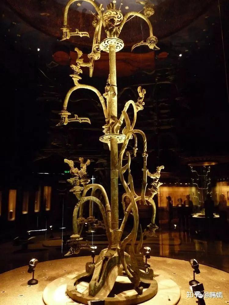 曾经伏羲,黄帝,等人就是通过建木来往于天庭人间,与