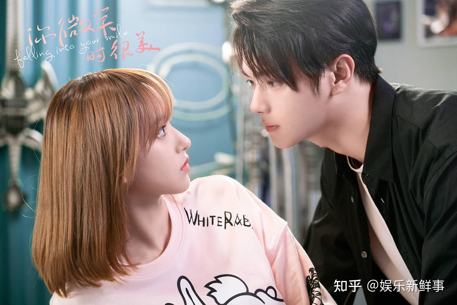 薛之谦实力演绎你微笑时很美推广曲被人娓娓道出角色情感羁绊