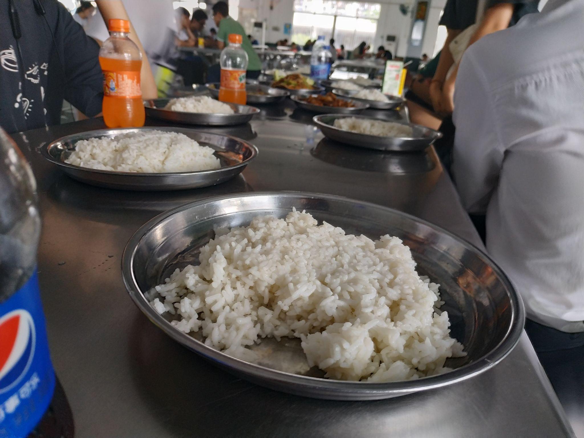 在惠州学院里就餐是一种怎样的体验?有什么推荐的食堂和美食? - 知乎