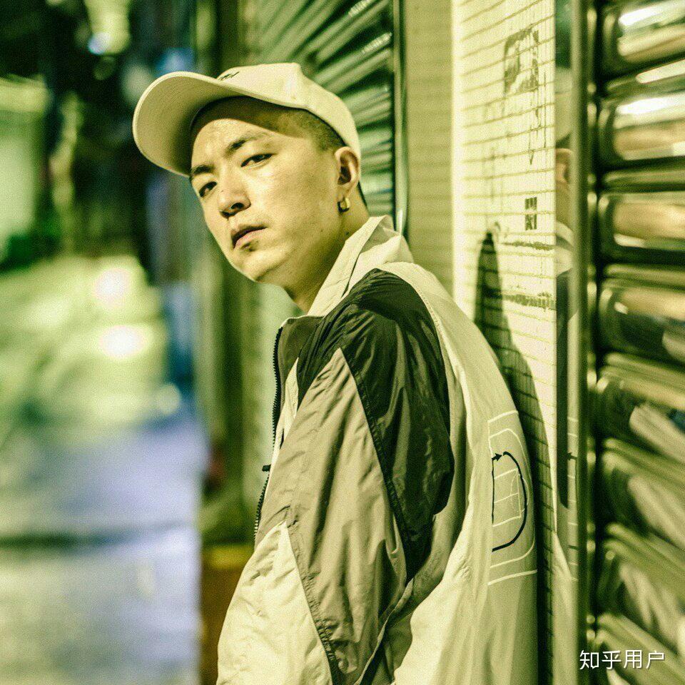 有没有jonyj的帅照请大家分享一下