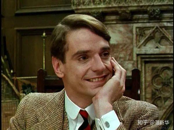 神一般的铁叔啊  ,人民老艺术家 (图来自豆瓣) 娇羞一笑 还有洛丽塔!