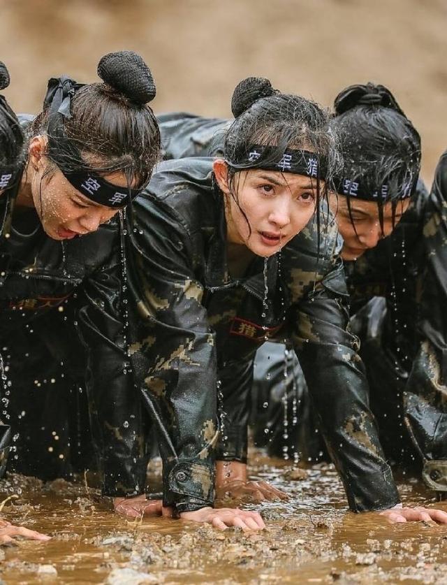 真正男子汉班长王威结婚杨幂曾叫他小威威现隔空祝福