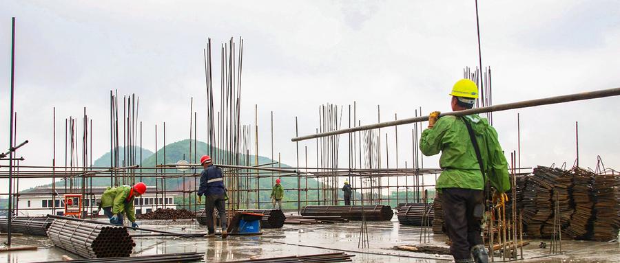 今日招工是垂直于建筑装饰工地招工,找活的专业服务平台.