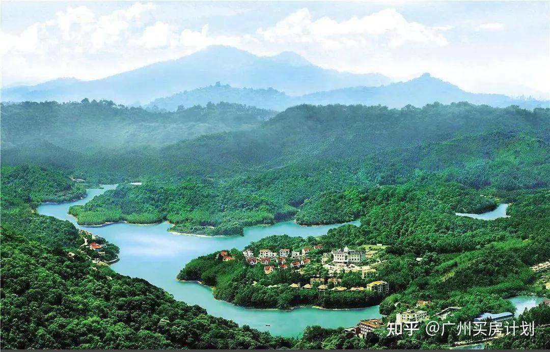 3,丰盛的山林,公园等生态资源,直接把峰峦耸翠的山
