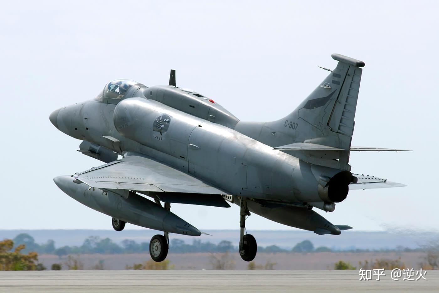 最成功攻击机一次战争损失300多架轻巧灵活的a4攻击机