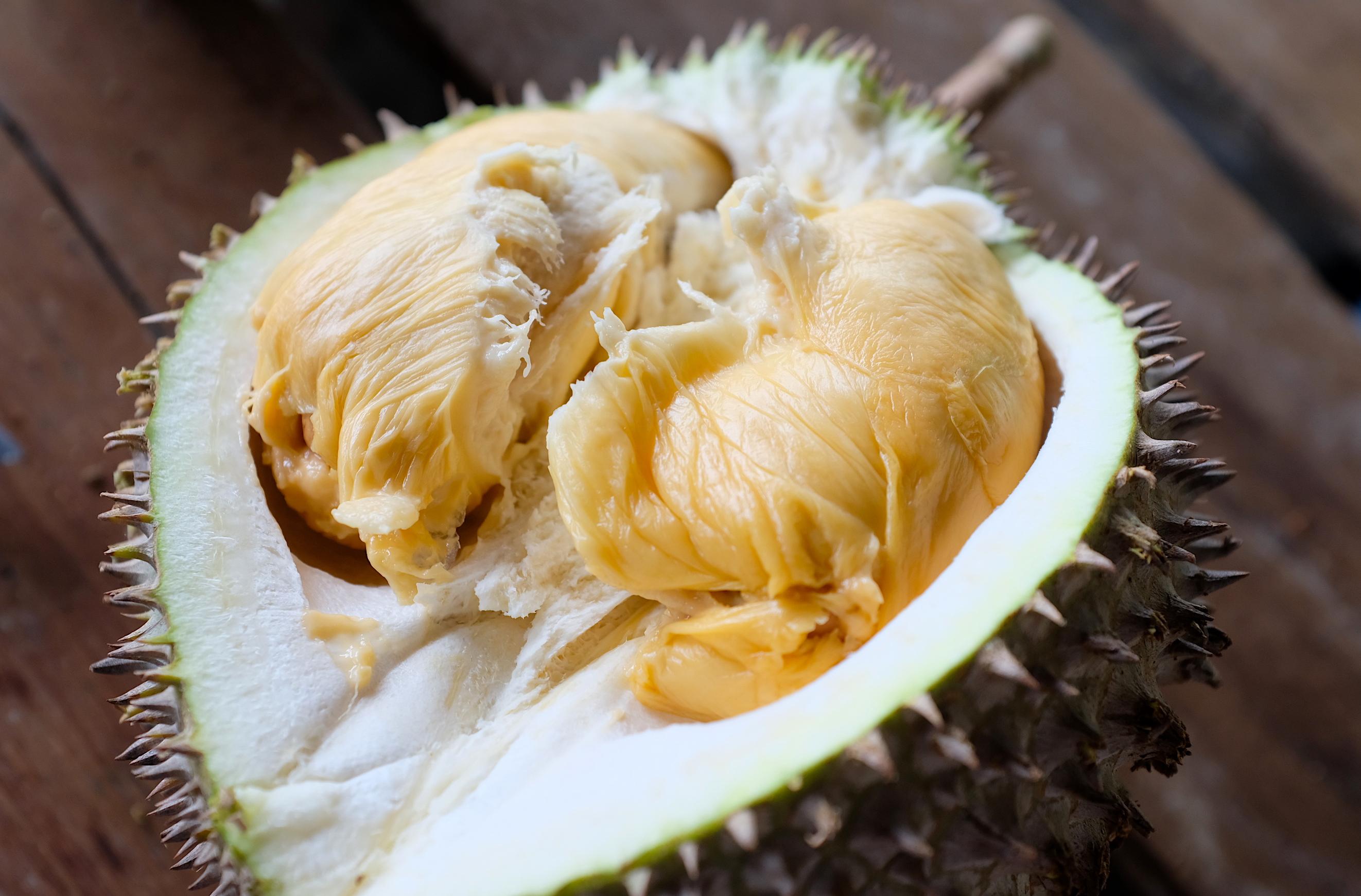 不用去马来西亚在国内你就能吃上正宗猫山王榴莲