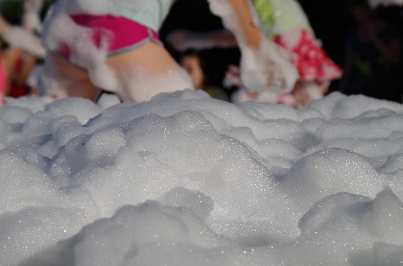 泡沫怎么清洗毛垫