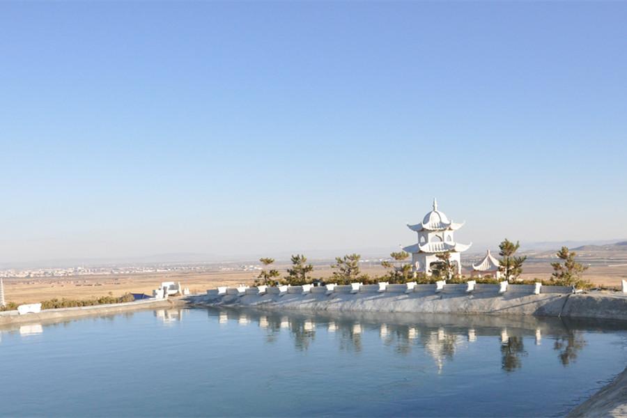 地址在内蒙古自治区乌兰察布市察哈尔右翼前旗平地泉镇土城村北.